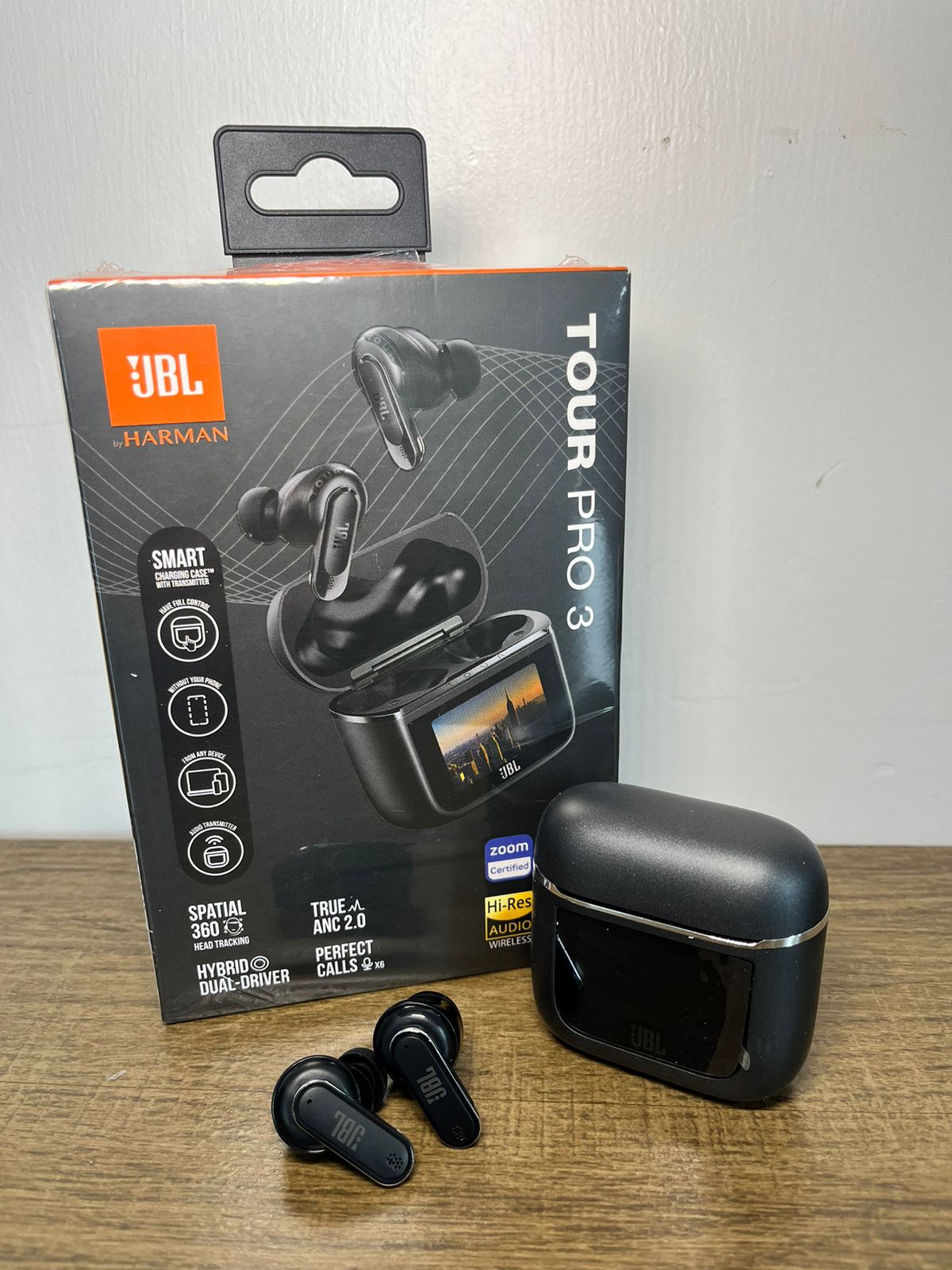 Audifono JBL Tour Pro 3